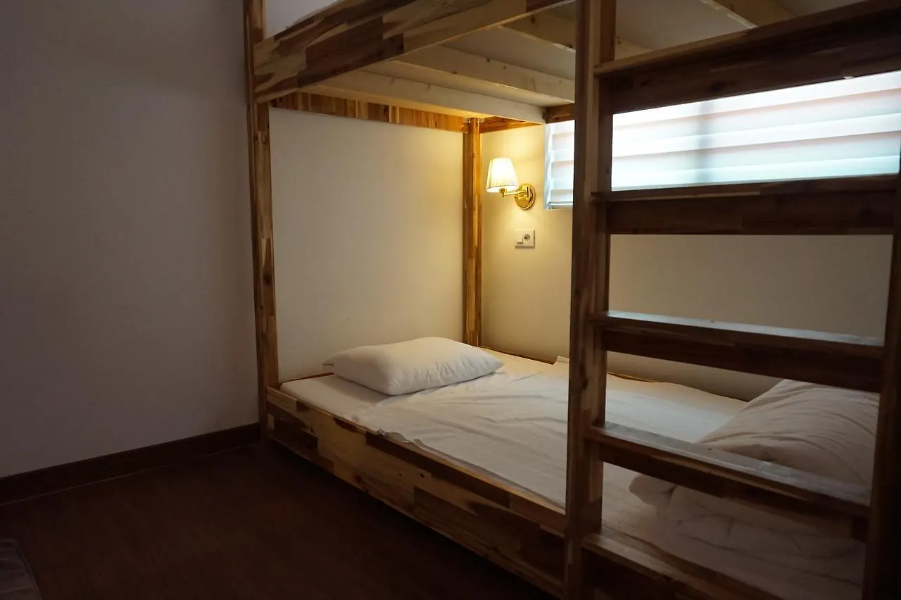 P.S Guesthouse Itaewon Seoul South Korea